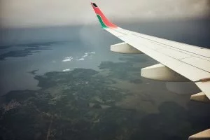 Von oben sieht Uganda sehr grün aus...